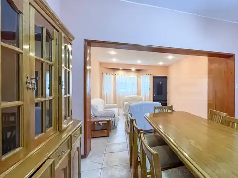 Depto Tipo Casa en Venta con 1 cocheras