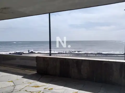 Venta de Casa 3 DORMITORIOS en PENINSULA, PLAYA MANSA PUNTA DEL ESTE .