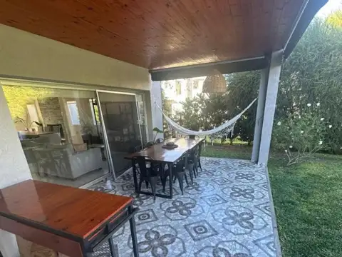 La Cañada Los Robles 100