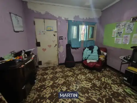 Casa 5 ambientes con 2 baños