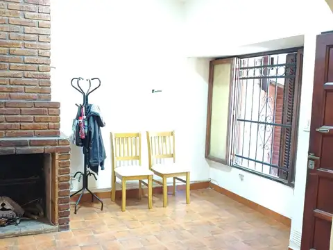Casa en Venta en Lomas De Alberdi, USD 109.000
