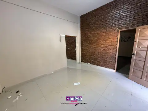 Casa en Alquiler en San Justo, $ 800.000