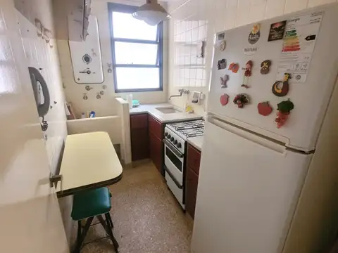 HERMOSO MONOAMBIENTE - BAÑO Y COCINA APARTE
