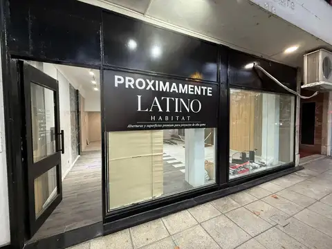Local en Venta en Martinez Vias / Libertador, USD 197.000