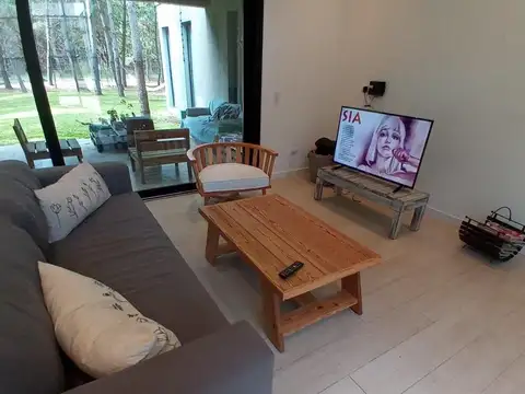 Casa 3 Dormitorios en Alquiler Temporario en Pinamar Barrio La Herradura