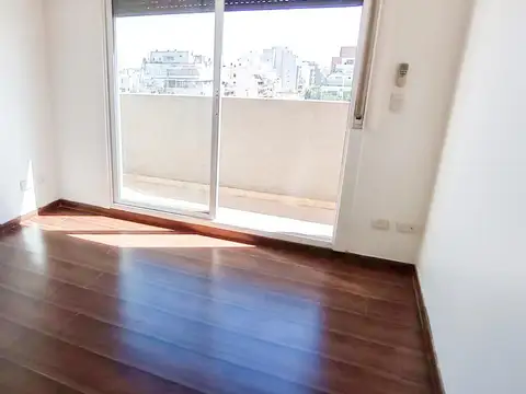 Departamento en Alquiler en Flores, $ 780.000