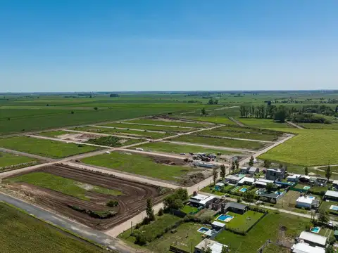Terreno en Venta en Álvarez, USD 18.345
