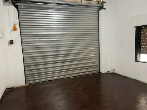 PH Tipo Casa - Sin Expensas - Con Espacio Aéreo Propio - Al Frente con Terraza - Tipo Loft con entrada para vehículo y Habitación en altos con acceso interno