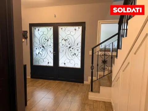 Casa en Venta de 5 dormitorios