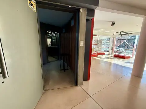 Local en Alquiler en La Lucila, USD 3.000