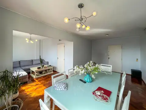 Departamento en Venta de 8 ambientes