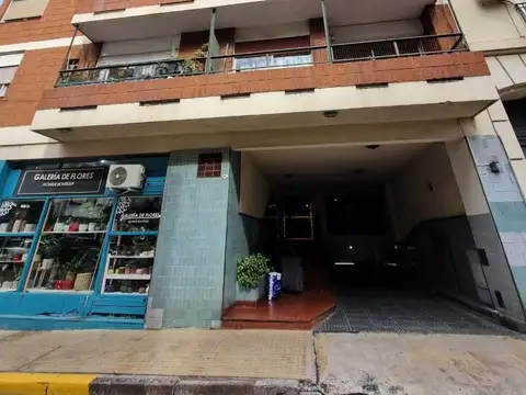 Humberto Primero Piso 602