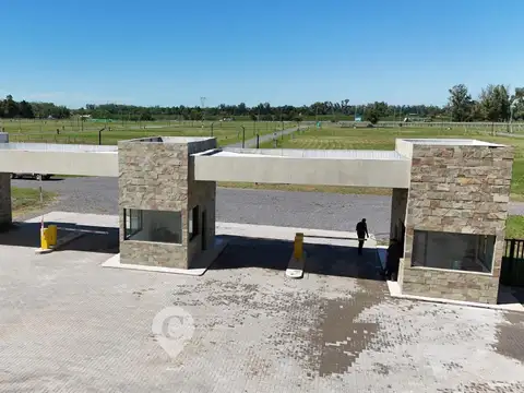 Terreno en Venta 20  mts Frente