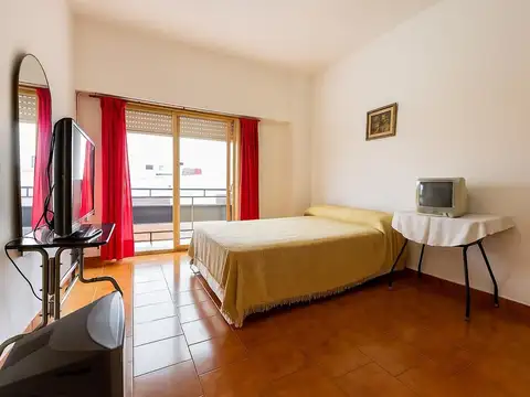 VENTA DEPARTAMENTO 2 AMB. FRENTE TERRAZA PERMUTA