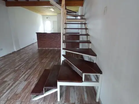 Casa 3 ambientes muy buena ubicación!