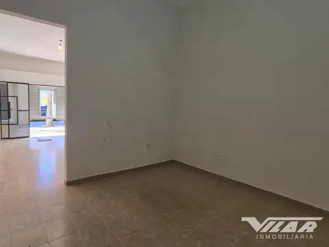 Local en Alquiler en Villa Martelli, $ 700.000