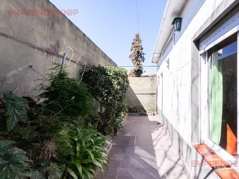 Casa en Venta en Luis Guillon, USD 90.000