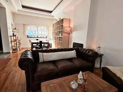 Casa en venta Barrio Liniers - Reciclada totalmente a nuevo - 6 ambientes