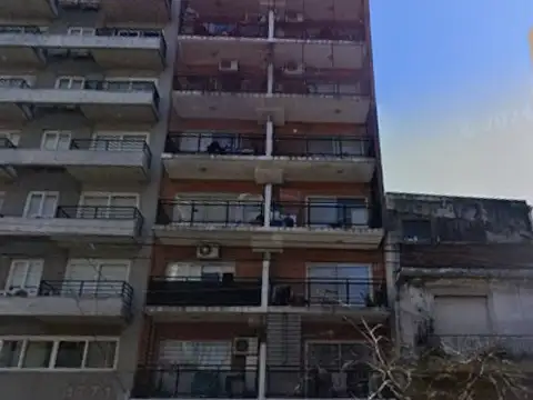 2amb - con balcón al frente - apto profesional