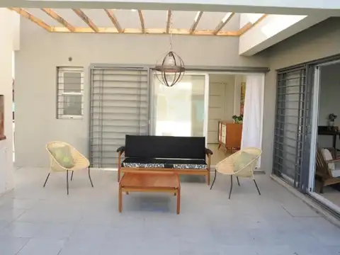 Pilar Del Este