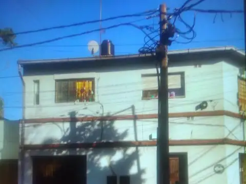 VENTA – 2  UNIDADES  DE   2 AMBIENTES  + 3 AMBIENTES  P.A  IDEAL 2 FAMILIAS   - INVERSOR -SAN ANDRES