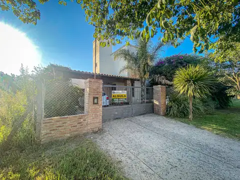 Casa en venta de 3 dormitorios con pileta en Roldán