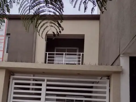 DUPLEX EN VENTA - SARGENTO CABRAL - SANTA FE