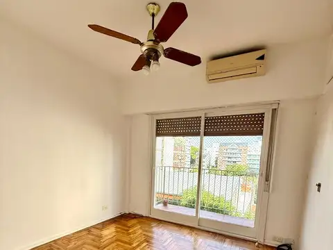 Departamento 2 ambientes en excelente zona - Olivos