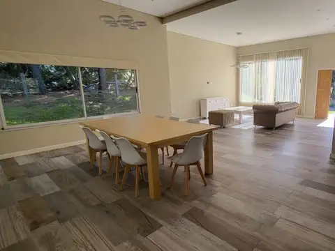 Casa en Venta en Barrio Residencial 1, USD 339.000