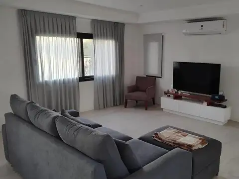 Casa en Venta en El Cantón, USD 445.000