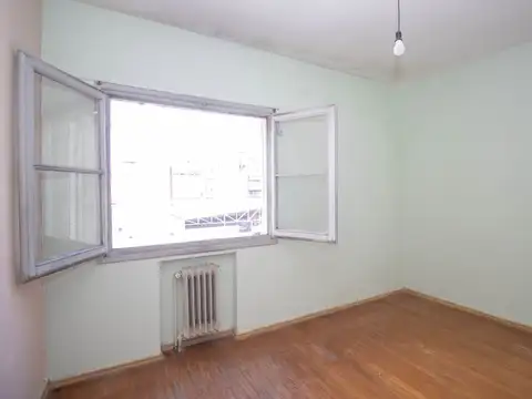 Venta apartamento 3 dormitorios y servicio Cordón