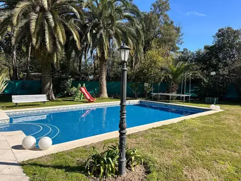 Venta Casa Excelente Estado Terreno Parque Leloir