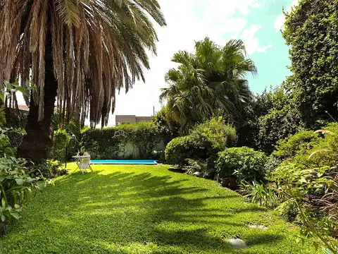 VENTA CASA 5 AMB PARQUE PILETA COCHERA HAEDO