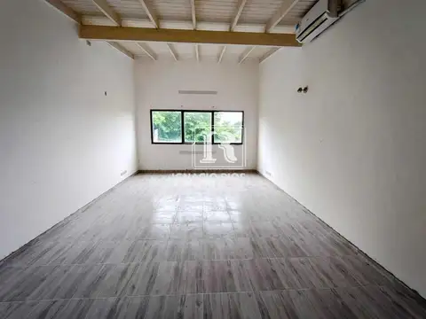 Oficina en Alquiler en Lomas de San Isidro, $ 550.000