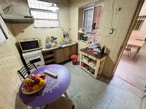 Depto Tipo Casa en Venta de 8 ambientes