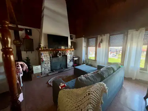 Depto Tipo Casa en Venta con 1 cocheras