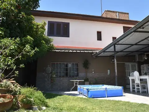 Casa 4 amb +  Depto 2 amb en VENTA