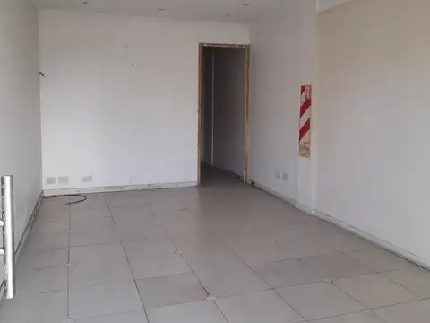 Local en Alquiler en Ituzaingo, $ 650.000