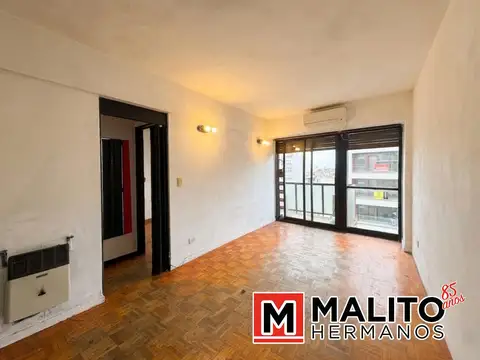 DEPARTAMENTO 2 AMBIENTES CON BALCÓN