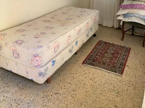 Casa en venta - 1 Dormitorio 1 Baño - 187mts2 - Quilmes