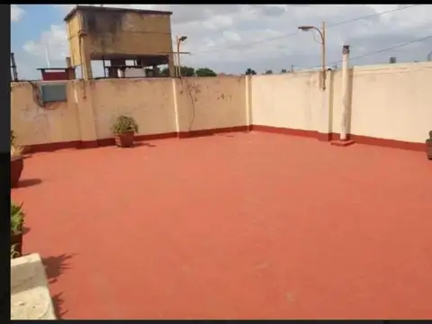 Depto Tipo Casa en Venta 40 años