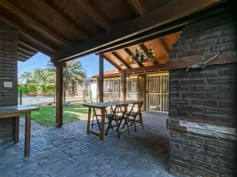 Quinta en Venta en Manuel B Gonnet, USD 105.000