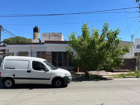 Casa en Venta en Alberdi, USD 61.900