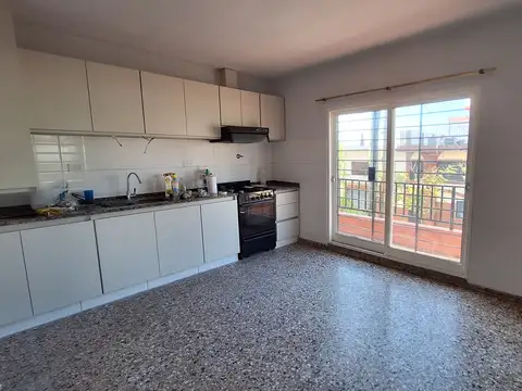 Departamento en Alquiler en San Antonio de Padua, $ 800.000