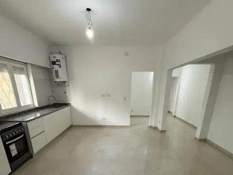 Depto Tipo Casa en Alquiler de 3 ambientes