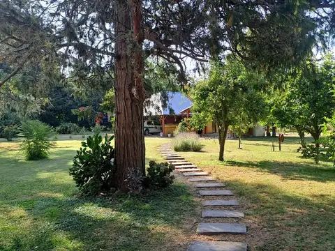 VENTA CASA con PISCINA - 6.000 m2 - LA PLATA