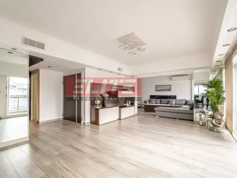 Departamento en Venta con 2 cocheras
