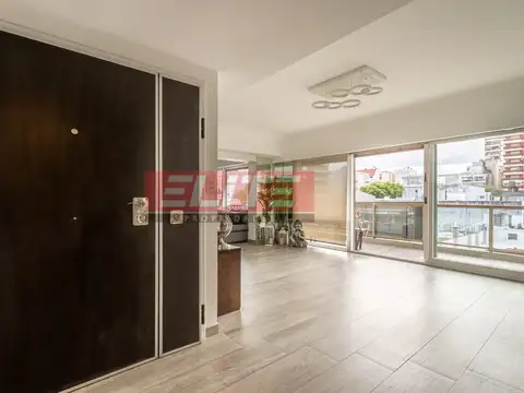 Departamento 4 ambientes con 5 baños