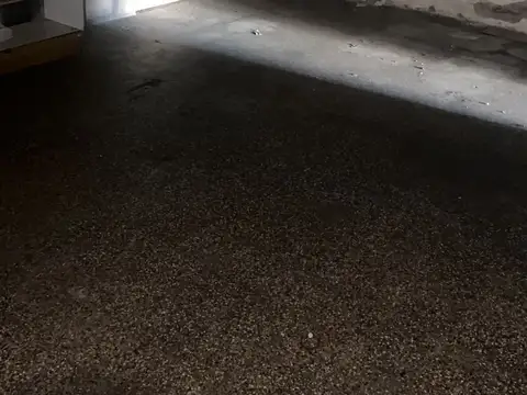 LOCAL CON VIVIENDA / GALPON A RECICLAR  OPORTUNIDAD 