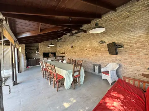 Casa en Alquiler Temporal en Rosario, USD 4.000